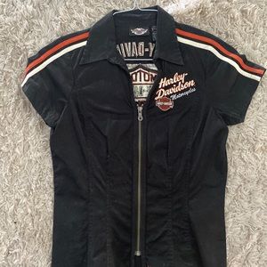 Nice Harley Davidson zip up shirt ladies size small.